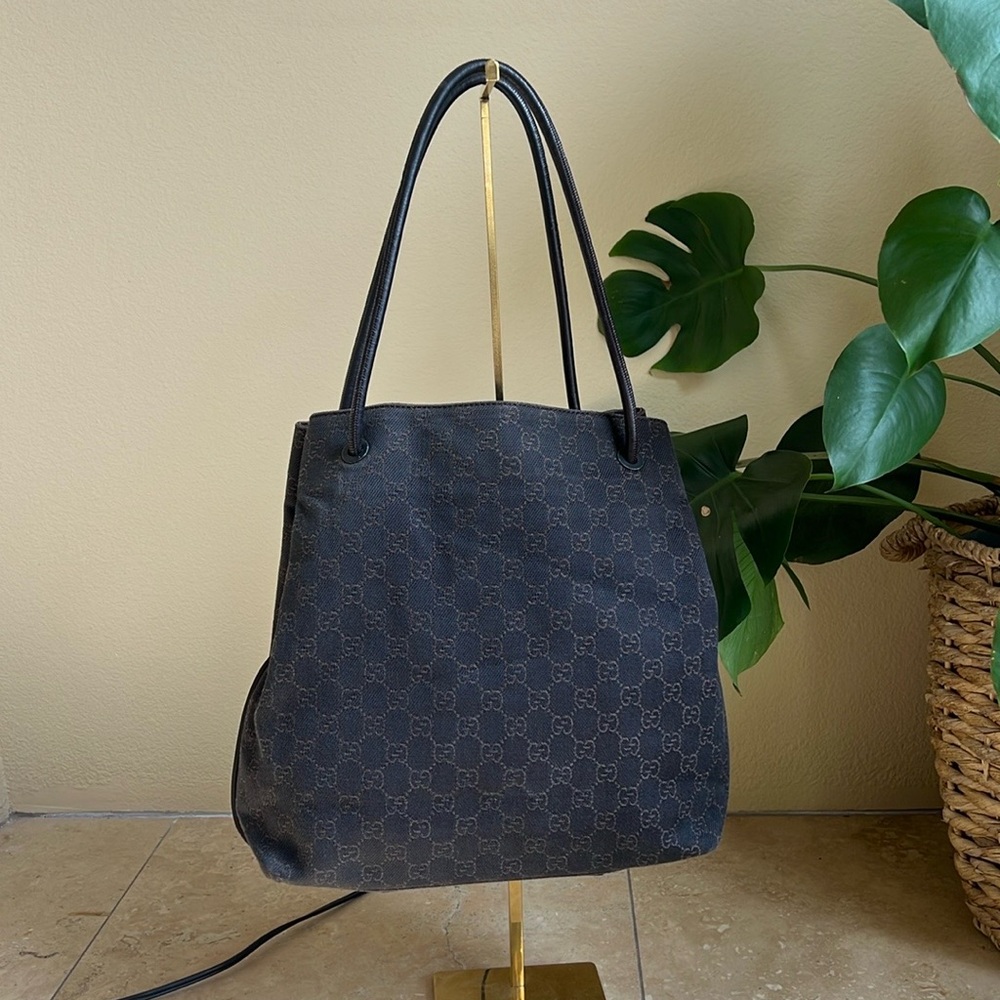SOLD!!!!!! Gucci GG Denim Gifford Tote